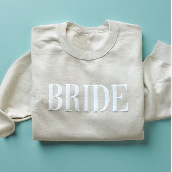 New Large Beige Embossed Bride Pullover Crew Sweater Bridal Bachelorette Party - Picture 1 of 3